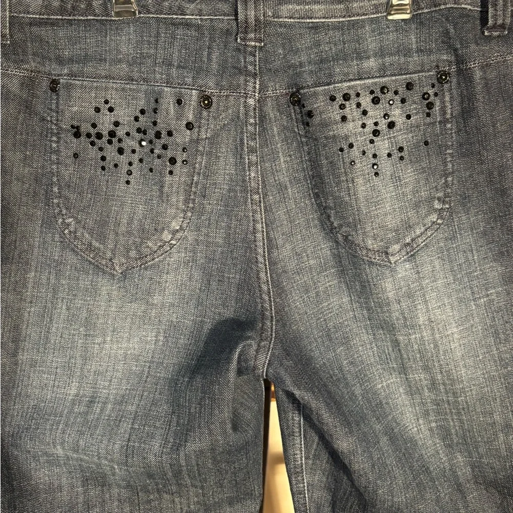 Chico's Size 0 Gray Studded Straight Leg Jeans